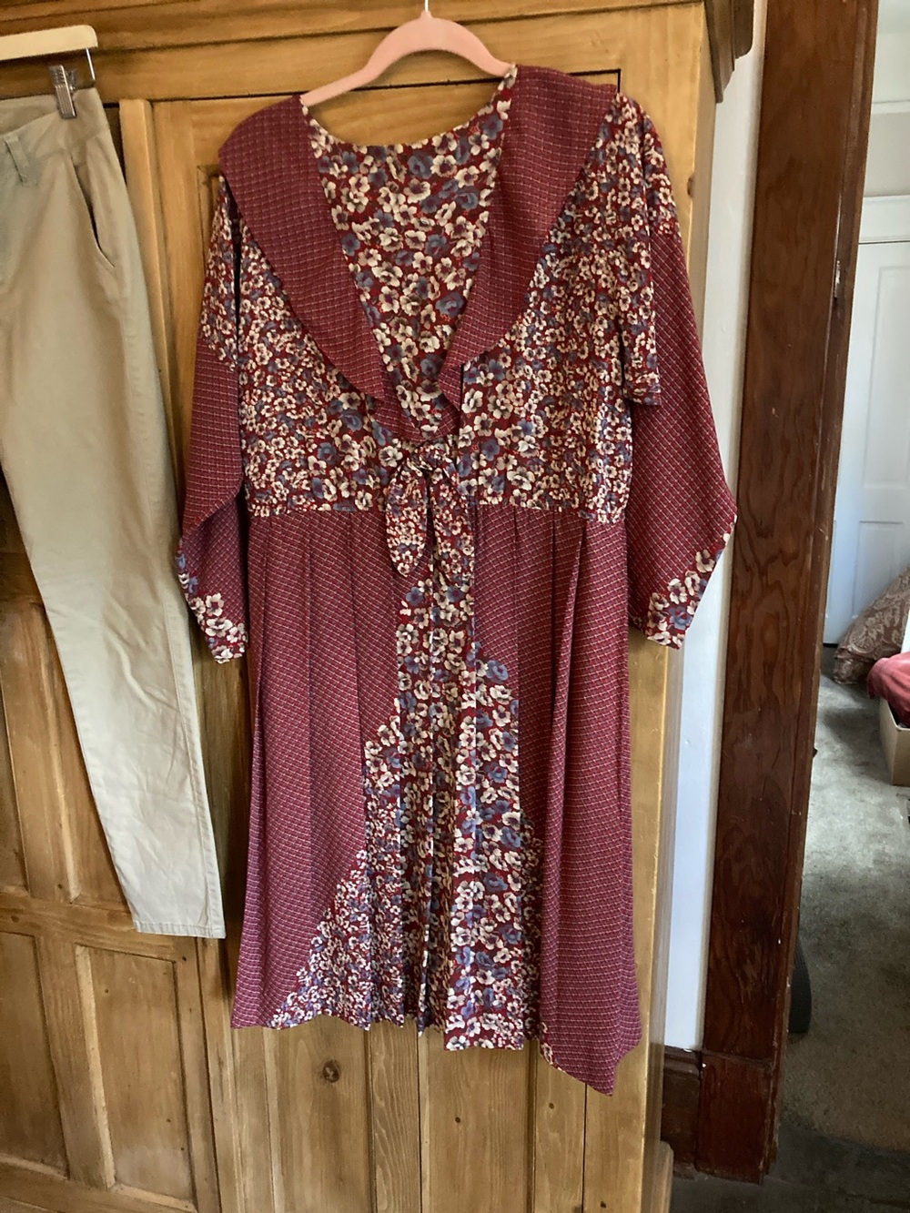 Women's Burgundy Floral Patchwork Long-Sleeve Midi Vintage Dress